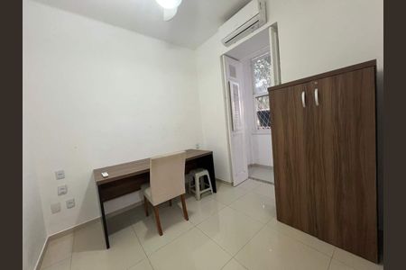 Apartamento à venda com 109m², 3 quartos e sem vaga
