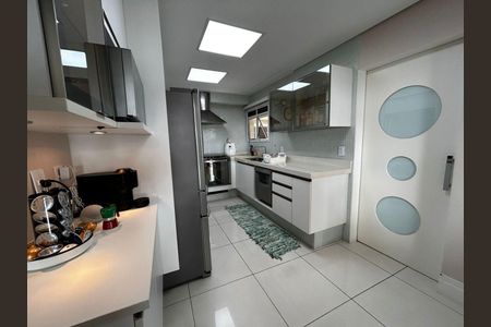 Apartamento à venda com 120m², 3 quartos e 2 vagas