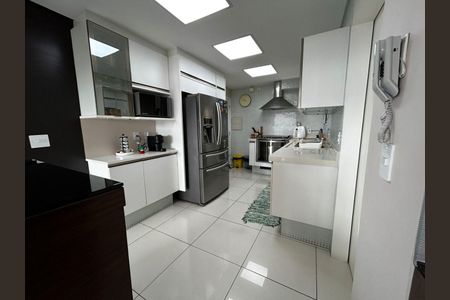 Apartamento à venda com 120m², 3 quartos e 2 vagas