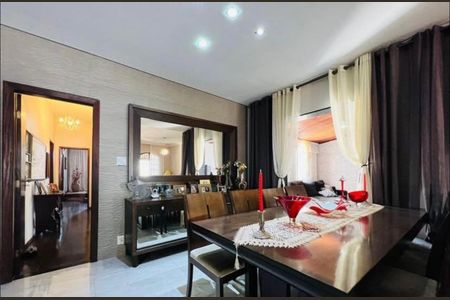 Foto 01 de casa à venda com 3 quartos, 258m² em Santa Amelia, Belo Horizonte