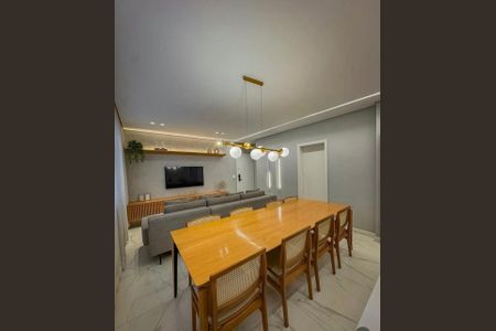 Foto 04 de apartamento à venda com 3 quartos, 103m² em Castelo, Belo Horizonte