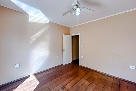 Casa para alugar com 110m², 3 quartos e 1 vagaQuarto 1