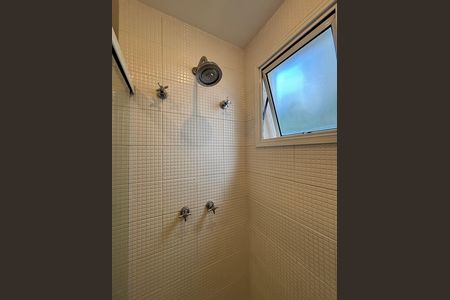 Apartamento para alugar com 56m², 1 quarto e 1 vaga Apartamento para alugar com 56m², 1 quarto e 1 vagaBanheiro da Suíte