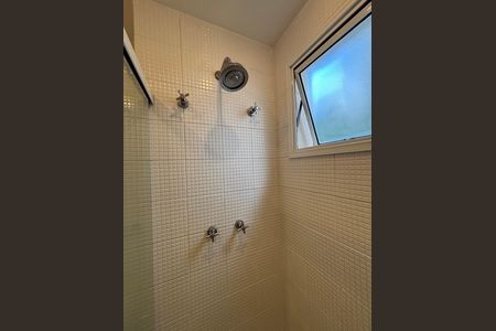Apartamento para alugar com 56m², 1 quarto e 1 vaga Apartamento para alugar com 56m², 1 quarto e 1 vagaBanheiro da Suíte