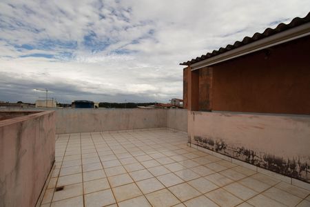 Casa para alugar com 300m², 4 quartos e 3 vagas Casa para alugar com 300m², 4 quartos e 3 vagasCobertura