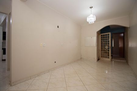 Casa para alugar com 300m², 4 quartos e 3 vagas Casa para alugar com 300m², 4 quartos e 3 vagasSala 2