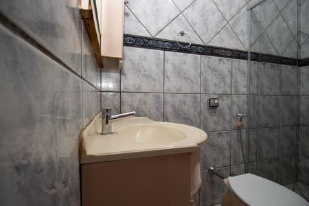 Casa para alugar com 300m², 4 quartos e 3 vagas Casa para alugar com 300m², 4 quartos e 3 vagasBanheiro da Suíte 4