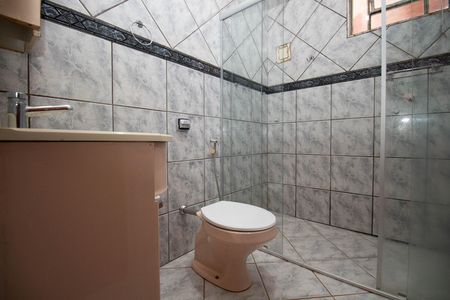 Casa para alugar com 300m², 4 quartos e 3 vagas Casa para alugar com 300m², 4 quartos e 3 vagasBanheiro da Suíte 4