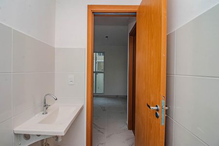 Apartamento para alugar com 42m², 2 quartos e sem vaga Apartamento para alugar com 42m², 2 quartos e sem vagaBanheiro