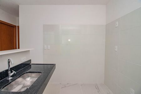 Apartamento para alugar com 42m², 2 quartos e sem vaga Apartamento para alugar com 42m², 2 quartos e sem vagaCozinha e Área de Serviço
