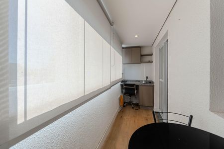 Studio para alugar com 31m², 1 quarto e sem vaga Studio para alugar com 31m², 1 quarto e sem vagaSacada