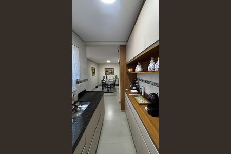 Apartamento para alugar com 61m², 2 quartos e 1 vaga Apartamento para alugar com 61m², 2 quartos e 1 vagaCozinha