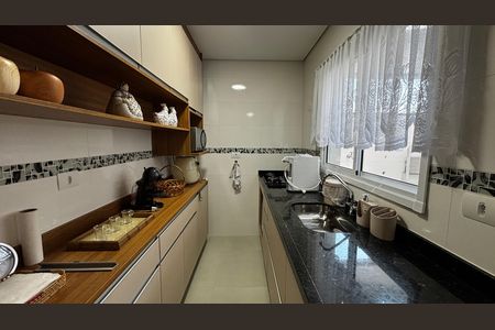 Apartamento para alugar com 61m², 2 quartos e 1 vaga Apartamento para alugar com 61m², 2 quartos e 1 vagaCozinha