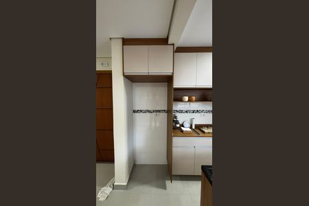 Apartamento para alugar com 61m², 2 quartos e 1 vaga Apartamento para alugar com 61m², 2 quartos e 1 vagaCozinha