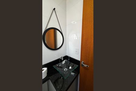 Apartamento para alugar com 61m², 2 quartos e 1 vaga Apartamento para alugar com 61m², 2 quartos e 1 vagaBanheiro da Suíte