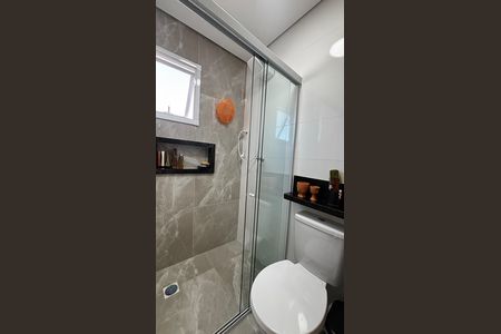 Apartamento para alugar com 61m², 2 quartos e 1 vaga Apartamento para alugar com 61m², 2 quartos e 1 vagaBanheiro da Suíte