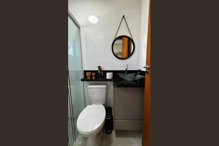 Apartamento para alugar com 61m², 2 quartos e 1 vaga Apartamento para alugar com 61m², 2 quartos e 1 vagaBanheiro da Suíte