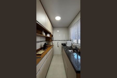 Apartamento para alugar com 61m², 2 quartos e 1 vaga Apartamento para alugar com 61m², 2 quartos e 1 vagaCozinha