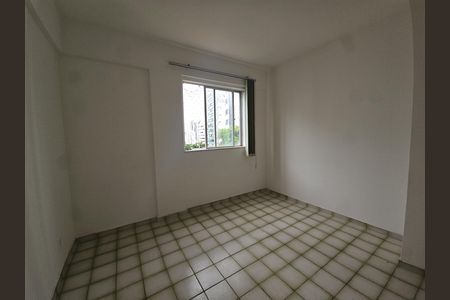 QUARTO 1 de apartamento para alugar com 3 quartos, 120m² em Itaigara, Salvador