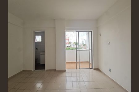 Apartamento para alugar com 120m², 3 quartos e 1 vaga Apartamento para alugar com 120m², 3 quartos e 1 vagaSuíte
