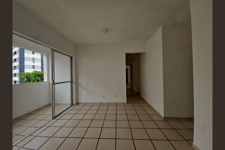 Apartamento para alugar com 120m², 3 quartos e 1 vaga Apartamento para alugar com 120m², 3 quartos e 1 vagaSala