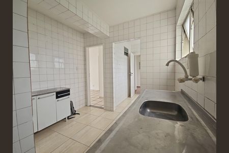 Apartamento para alugar com 120m², 3 quartos e 1 vaga Apartamento para alugar com 120m², 3 quartos e 1 vagaCozinha