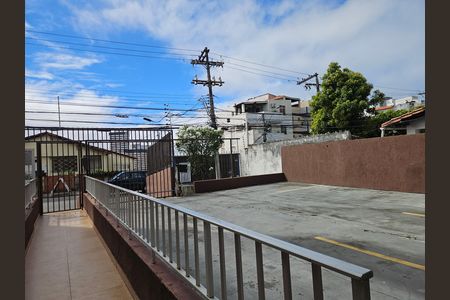 Apartamento para alugar com 120m², 3 quartos e 1 vaga Apartamento para alugar com 120m², 3 quartos e 1 vagaEntrada