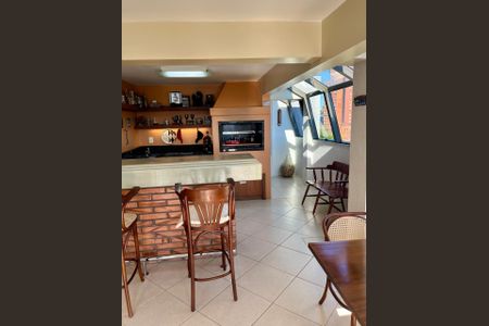 Apartamento à venda com 311m², 3 quartos e 2 vagas Apartamento à venda com 311m², 3 quartos e 2 vagasÁrea externa