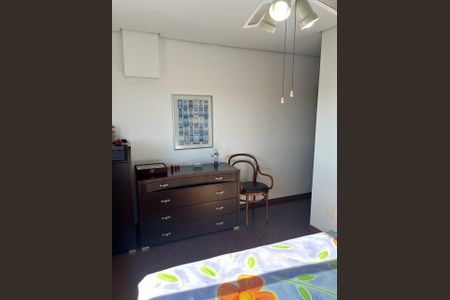 Apartamento à venda com 311m², 3 quartos e 2 vagas Apartamento à venda com 311m², 3 quartos e 2 vagasQuarto