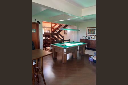 Apartamento à venda com 311m², 3 quartos e 2 vagas Apartamento à venda com 311m², 3 quartos e 2 vagasSala