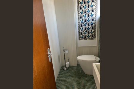 Apartamento à venda com 311m², 3 quartos e 2 vagas Apartamento à venda com 311m², 3 quartos e 2 vagasBanheiro