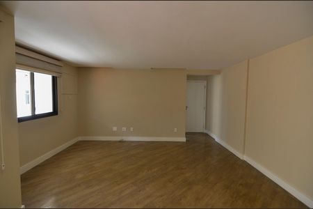 Sala de apartamento à venda com 2 quartos, 133m² em Tijuca, Rio de Janeiro