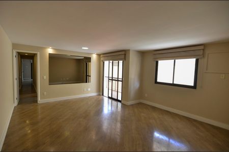 Sala de apartamento à venda com 2 quartos, 133m² em Tijuca, Rio de Janeiro