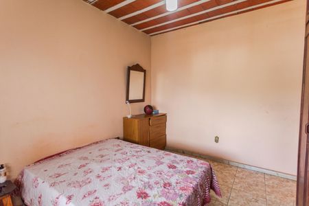 Casa à venda com 360m², 4 quartos e 5 vagas Casa à venda com 360m², 4 quartos e 5 vagasSuíte