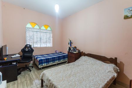 Casa à venda com 360m², 4 quartos e 5 vagas Casa à venda com 360m², 4 quartos e 5 vagasQuarto 2