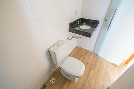 Casa de condomínio para alugar com 70m², 3 quartos e 1 vagabanheiro