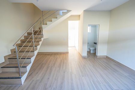 sala de casa de condomínio para alugar com 3 quartos, 70m² em Pindorama, Belo Horizonte