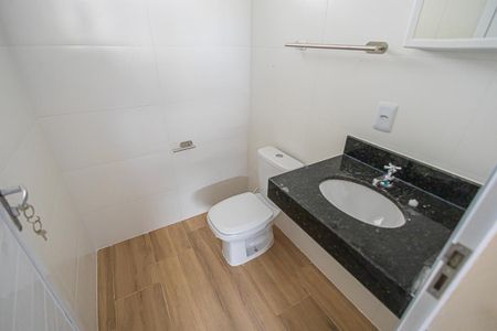 Casa de condomínio para alugar com 70m², 3 quartos e 1 vagalavabo