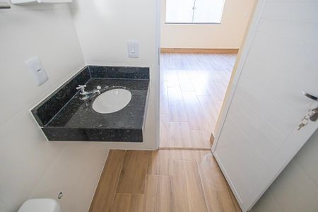 lavabo de casa de condomínio para alugar com 3 quartos, 70m² em Pindorama, Belo Horizonte