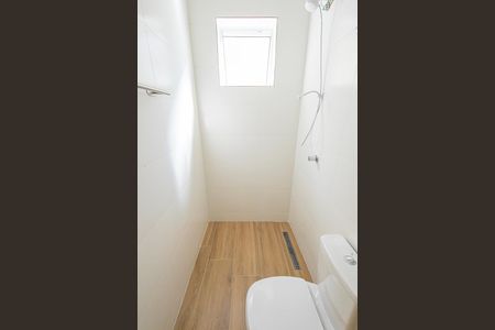 Casa de condomínio para alugar com 70m², 3 quartos e 1 vagasuite