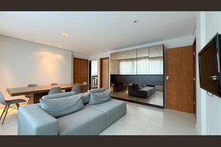 Sala  de apartamento à venda com 3 quartos, 84m² em Serra, Belo Horizonte