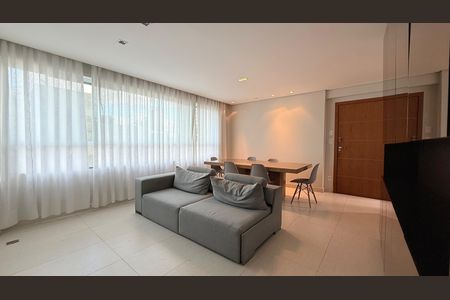 Sala  de apartamento à venda com 3 quartos, 84m² em Serra, Belo Horizonte