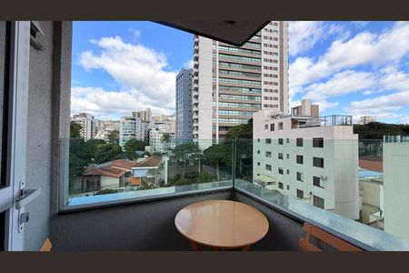 Varanda da Suíte  de apartamento à venda com 3 quartos, 84m² em Serra, Belo Horizonte