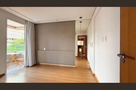 Apartamento à venda com 84m², 3 quartos e 2 vagas Apartamento à venda com 84m², 3 quartos e 2 vagasQuarto Suíte