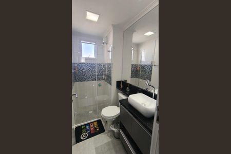Apartamento à venda com 57m², 2 quartos e 2 vagas Apartamento à venda com 57m², 2 quartos e 2 vagasBanheiro