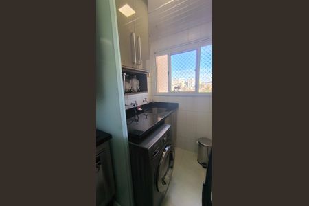 Apartamento à venda com 57m², 2 quartos e 2 vagas Apartamento à venda com 57m², 2 quartos e 2 vagasÁrea de serviço