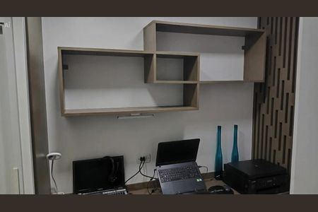Apartamento à venda com 57m², 2 quartos e 2 vagas Apartamento à venda com 57m², 2 quartos e 2 vagasEscritório