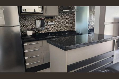 Apartamento à venda com 57m², 2 quartos e 2 vagas Apartamento à venda com 57m², 2 quartos e 2 vagasCozinha