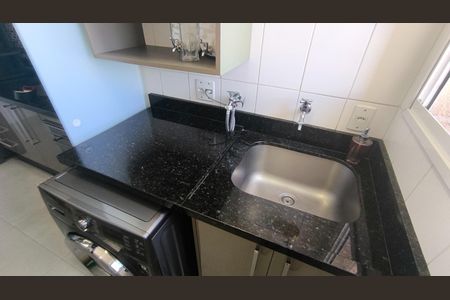 Apartamento à venda com 57m², 2 quartos e 2 vagas Apartamento à venda com 57m², 2 quartos e 2 vagasÁrea de serviço