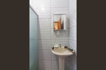 Casa para alugar com 80m², 3 quartos e sem vaga Casa para alugar com 80m², 3 quartos e sem vagaBanheiro